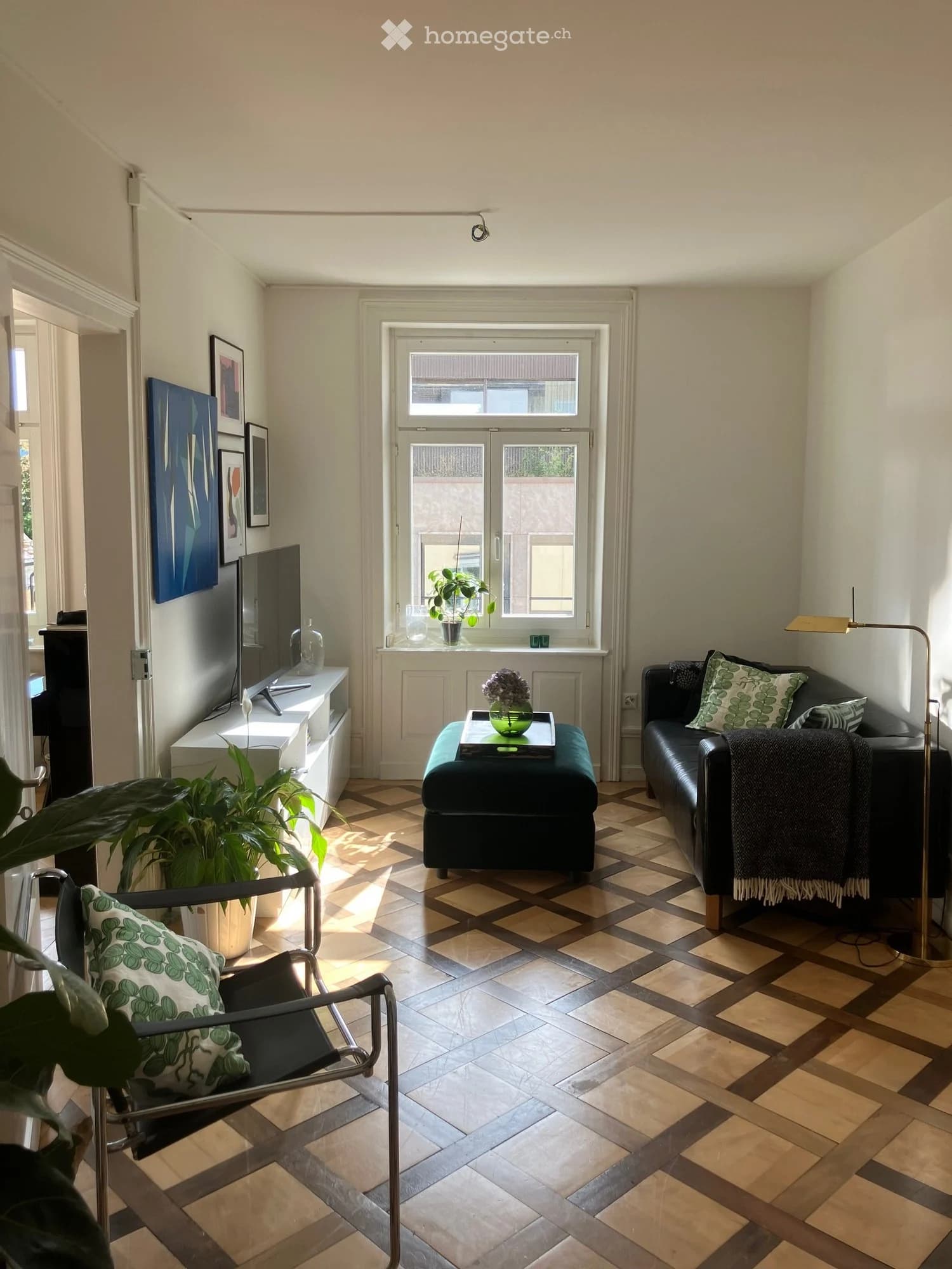 Möblierte 5.5 Zimmer-AltbauWohnung mit grosser Terrasse in Zürich – ab Oktober