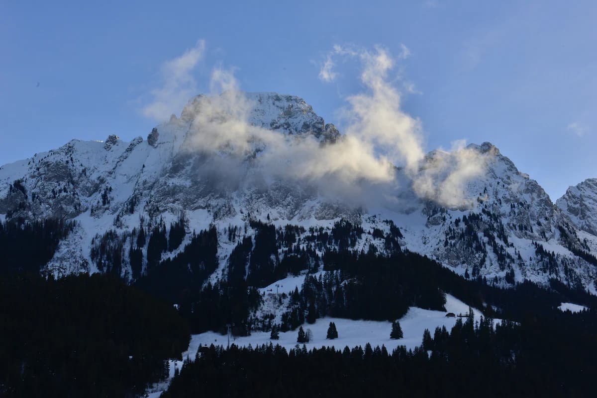 Rougemont ZuHause mit Traumaussicht